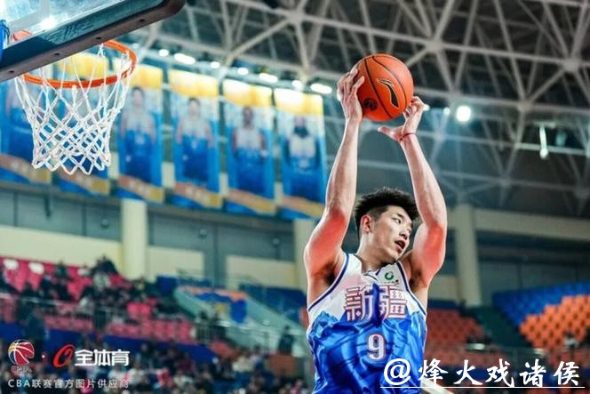 新疆队42分大胜四川，吴冠希重回巅峰状态，季后赛前景可期