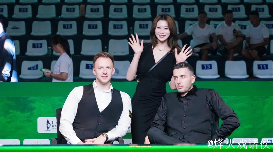 斯诺克英锦赛决赛：特鲁姆普VS塞尔比 1